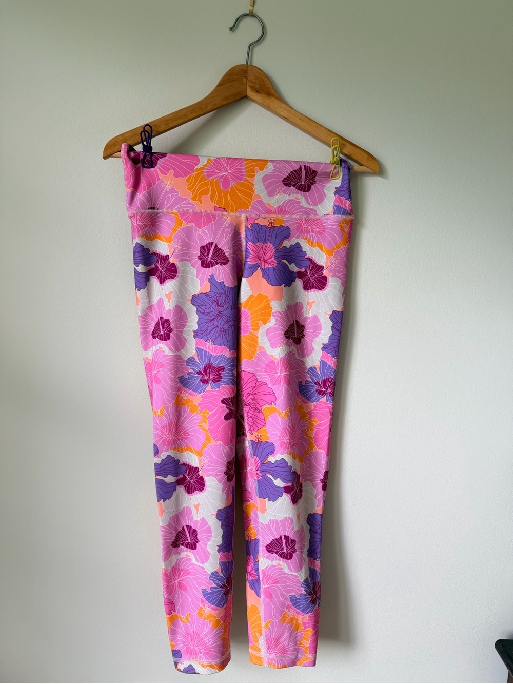 Ava Sky Pink Floral Active Leggings with Purple & Orange Blooms